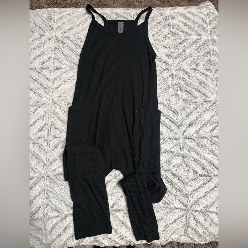 Elegant Black Sleeveless Jumpsuit